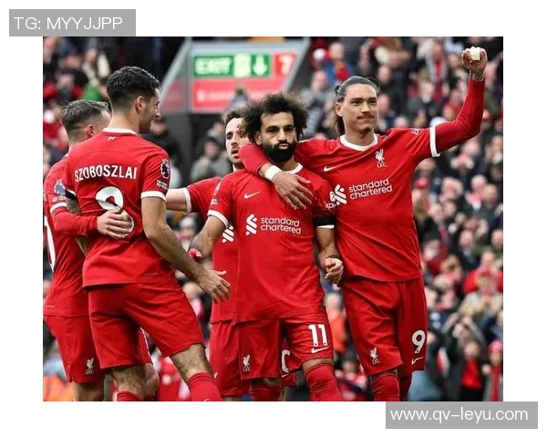 阿森纳庆祝本怀特28岁生日球员为球队贡献163场6球12助