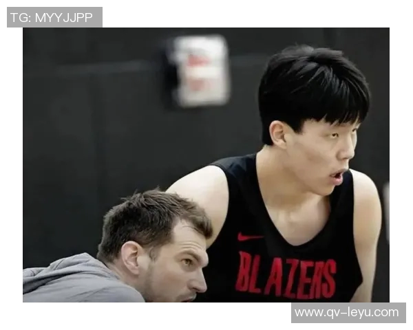 斯普利特谈杨瀚森在球队战术中的关键角色与中轴策应作用 斯普利特谈杨瀚森在球队战术中的关键角色与中轴策应作用