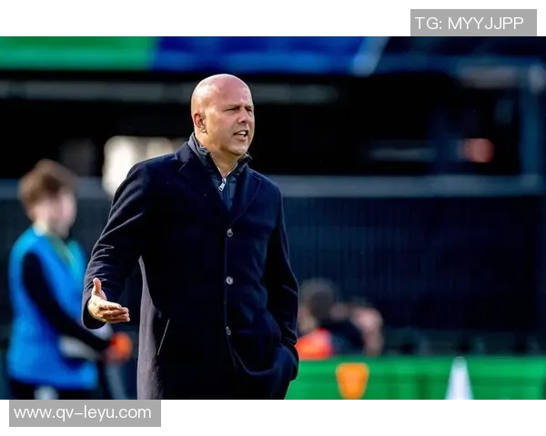 斯洛文尼亚主帅谈曼联沟通解决问题祝愿舍什科早日康复