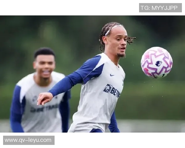 奥哈拉批评热刺签西蒙斯称其如曼联引安东尼已感厌倦